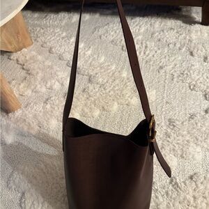 Elegant Brown Leather Shoulder tote bag from madewell